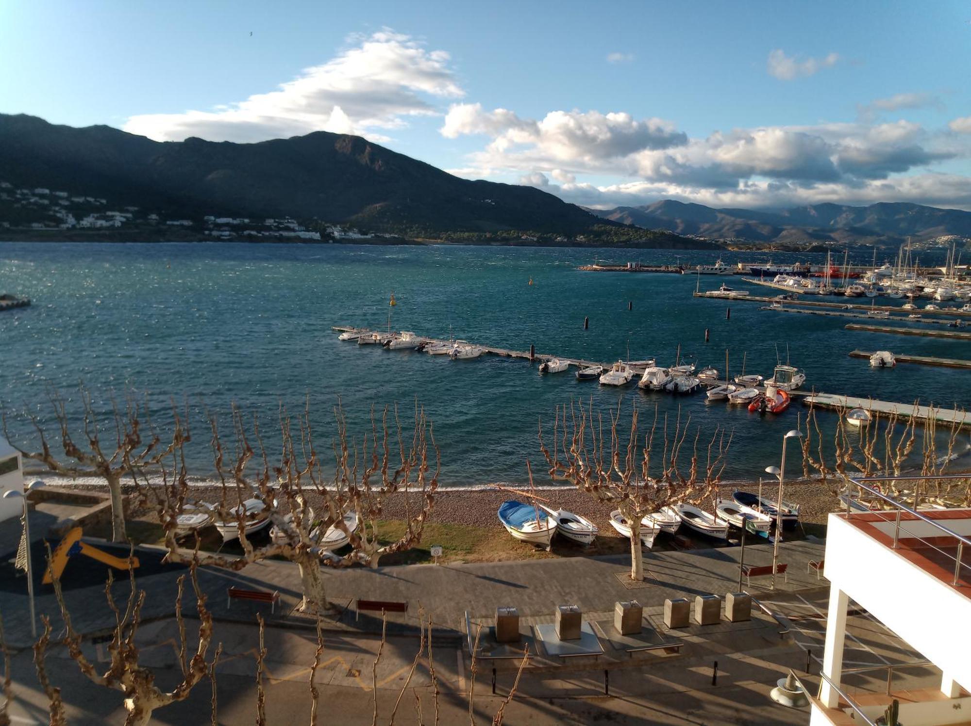 Artmony Piso Centro Del Pueblo Vista Frente Al Mar Appartement Plein Centre En Front De Mer El Port De La Selva Luaran gambar